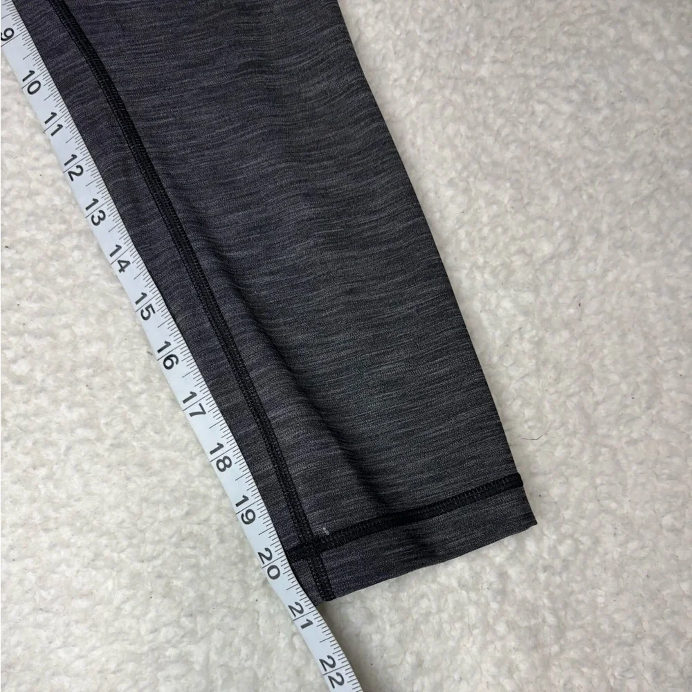 Lululemon Women Heather Gray Wunder Under High Rise Crop Leggings
